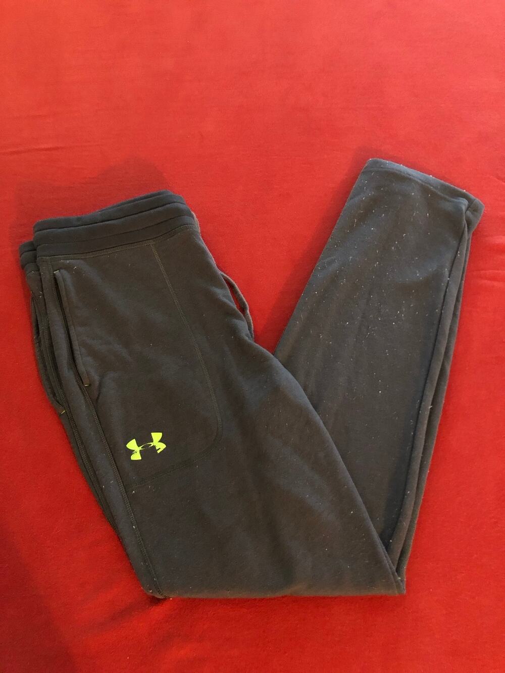 Under Armour loose fit grey sweatpants Size Medium